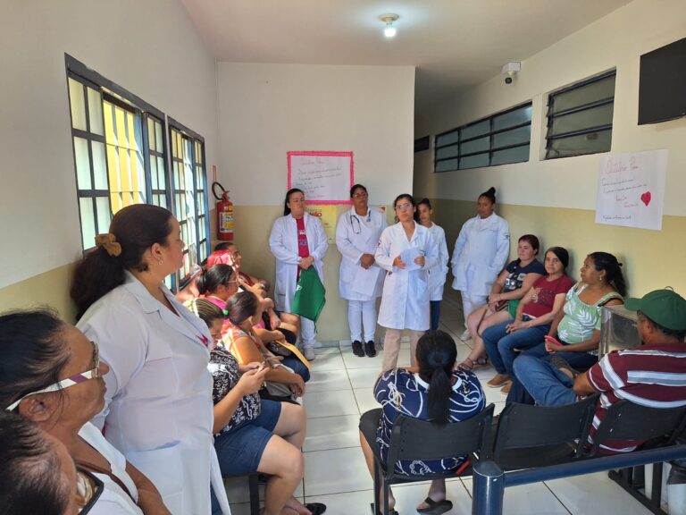 Campanha Outubro Rosa movimenta unidades de saúde com orientações sobre prevenção em Porecatu